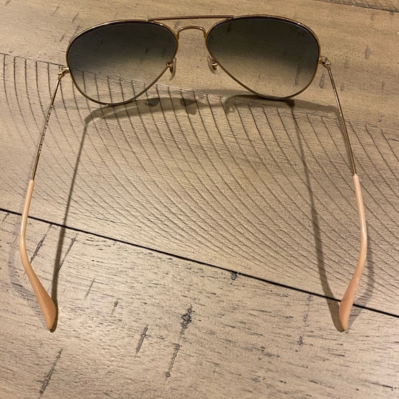 Ray Ban Gold/Blue Gradient Aviators - Picture 4 of 6